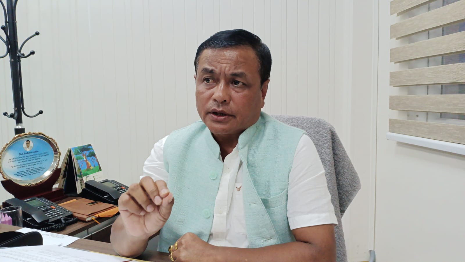 Sha u CM bad DyCM iakren u MLA ka Jirang halor ka jingjia ha Maikhuli, mardor poi ki bor pahara