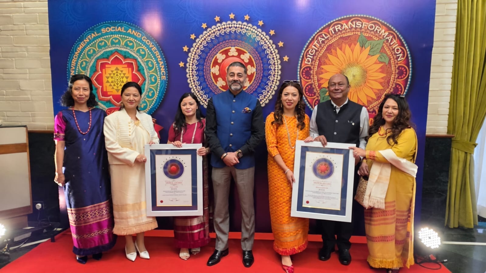 Ioh ka Meghalaya ar tylli ki SKOCH Silver Award na ka bynta ka rep ka riang bad ka Lariti Cultural Centre